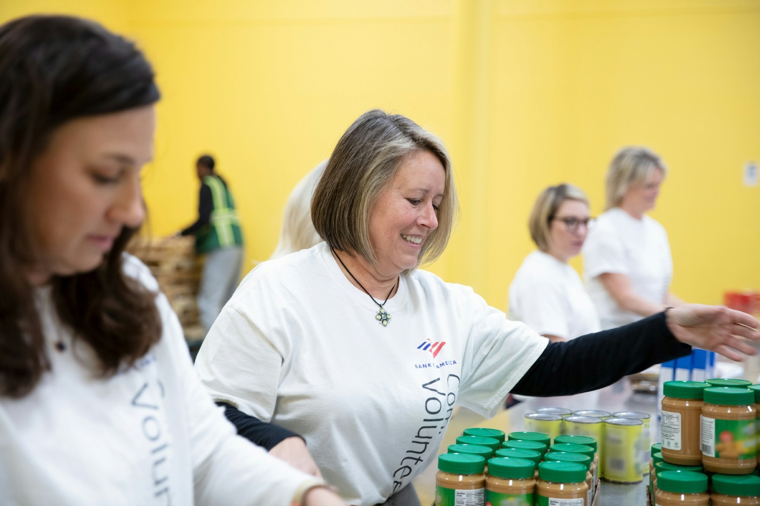 With paid volunteer time and events like Global Service Month, our teammates have the flexibility to give back.