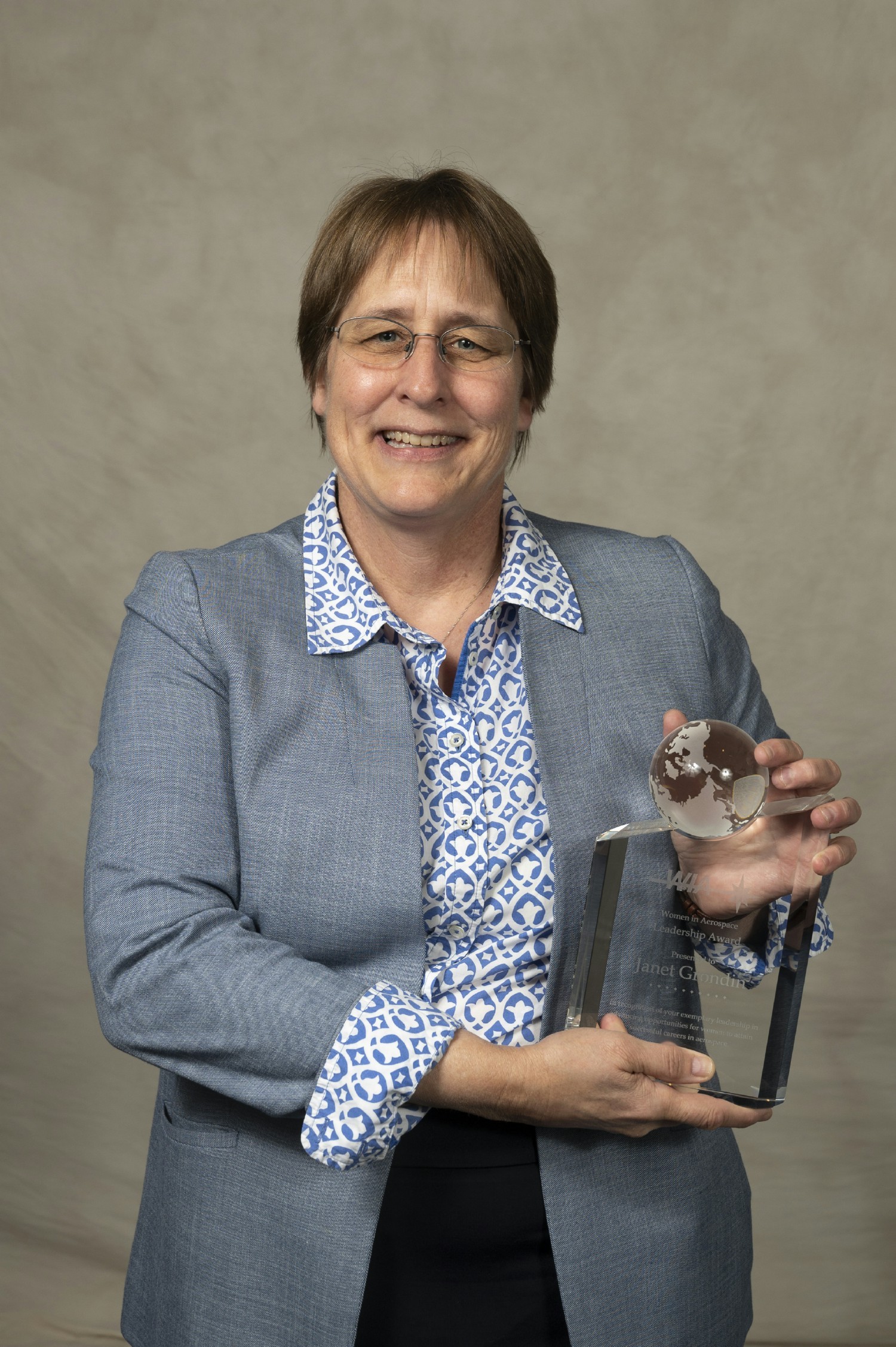 CEO Janet Grondin recognized with Leadership Award from Women in Aerospace