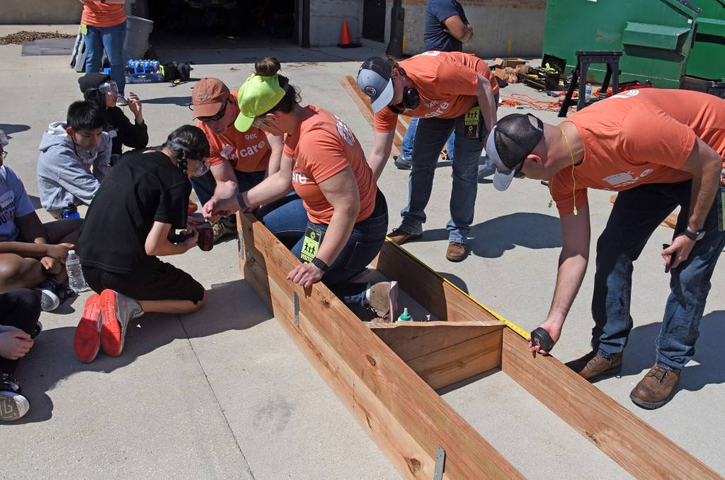 Our employees tackle challenges through teamwork and collaboration.