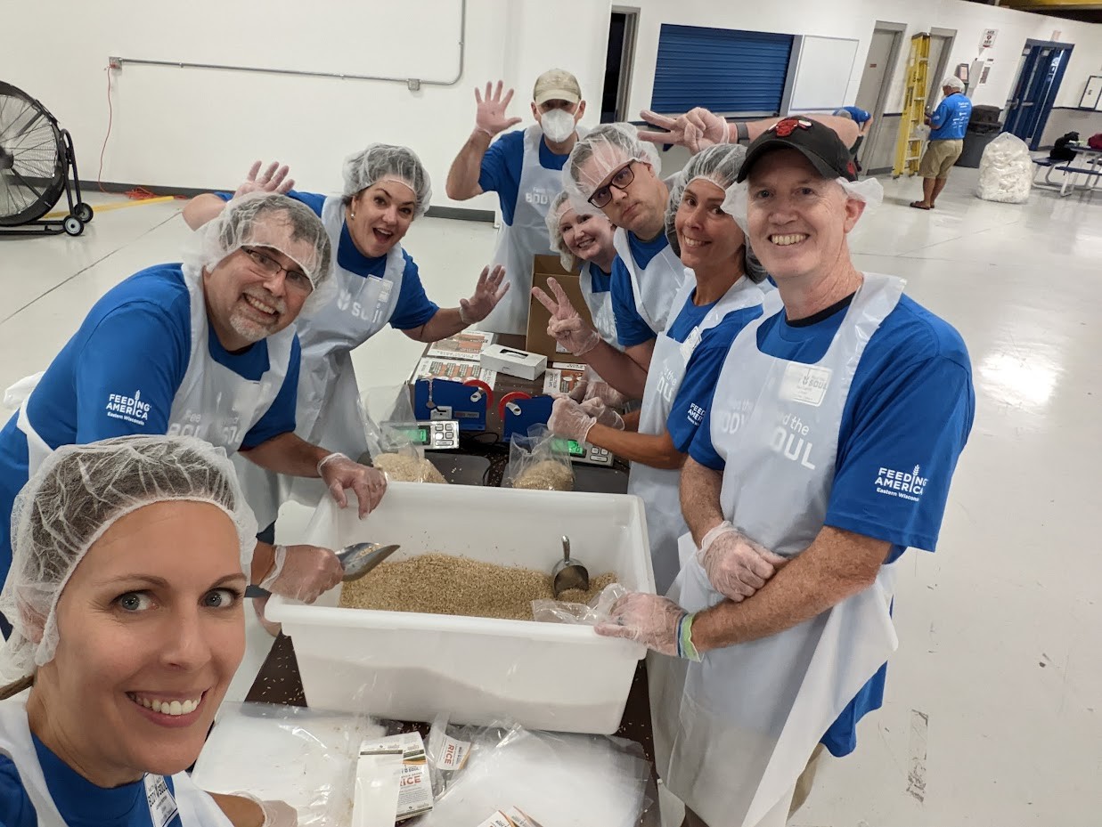 J. J. Keller associates can use paid Difference Maker Hours to volunteer for nonprofits such as Feeding America.