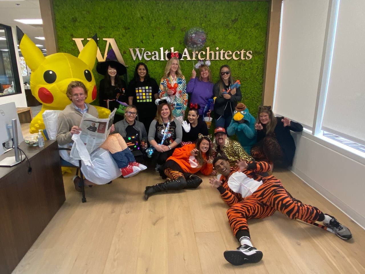 Team event - Halloween dress-up and costume contest