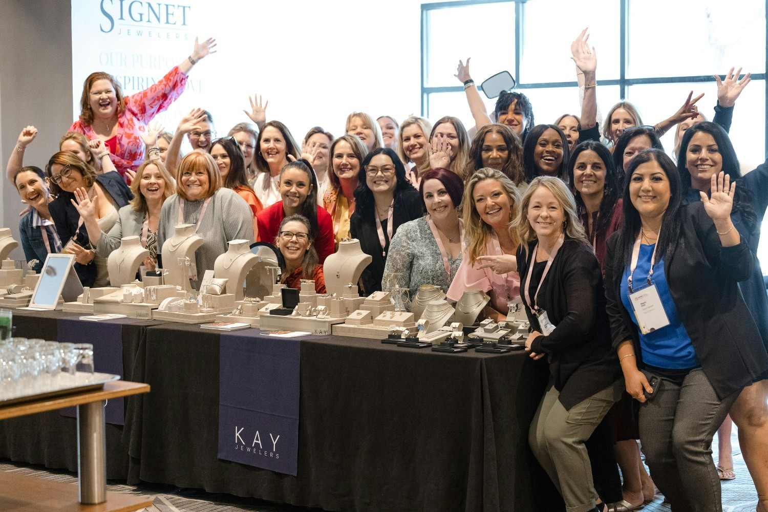 Leaders from Signet’s store teams attend the Women in Retail Leadership Summit in Phoenix, AZ.