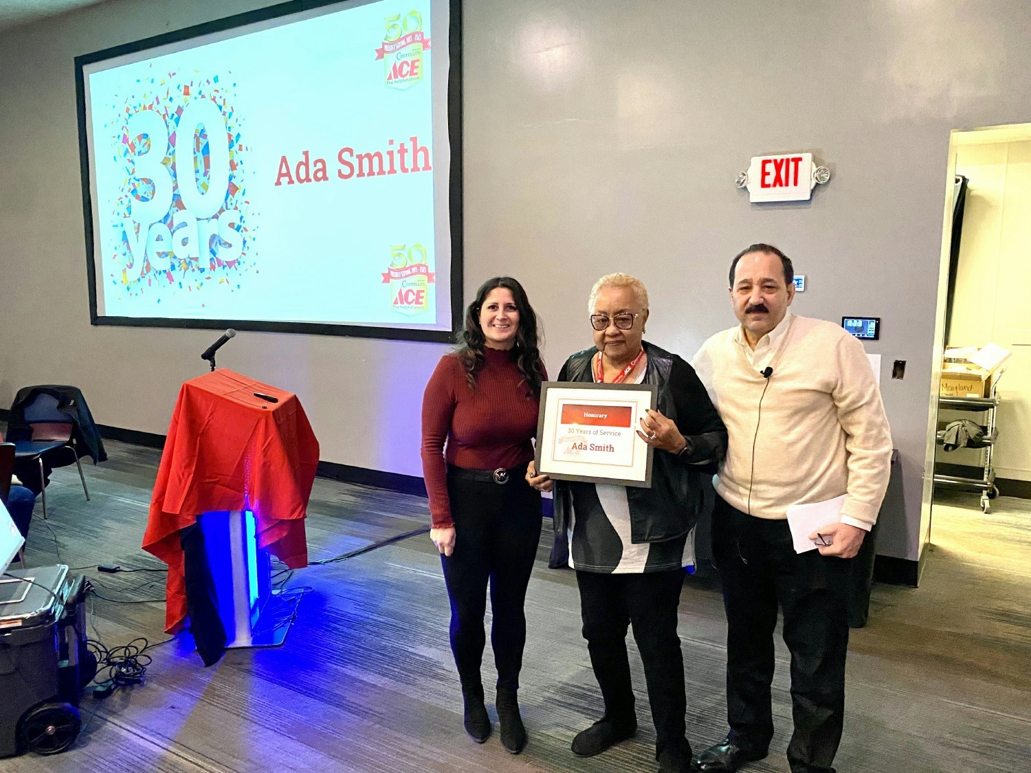 Ada S. from our Colonial Beach Store celebrated 30 years of service to Ace!