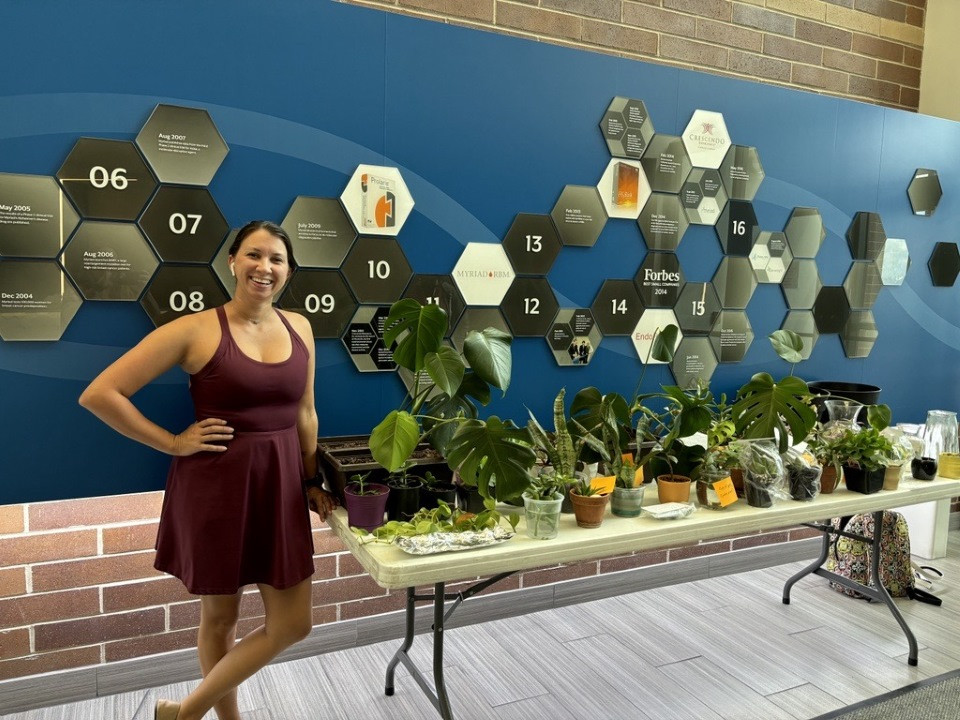 Employee Elli hosting the Annual Plant exchange in our Salt Lake City Office!