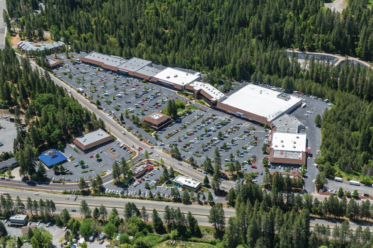 Pine Creek shopping center nestled in Grass Valley, California.