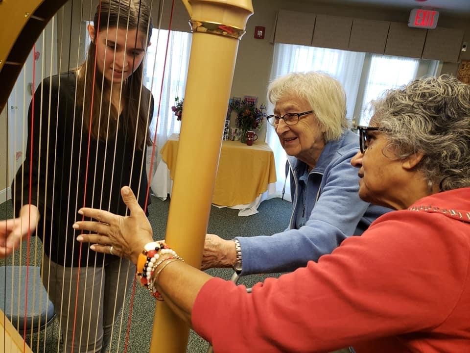 Music therapy helps express feelings and connects the residents with each other. We want to reduce social isolation. 