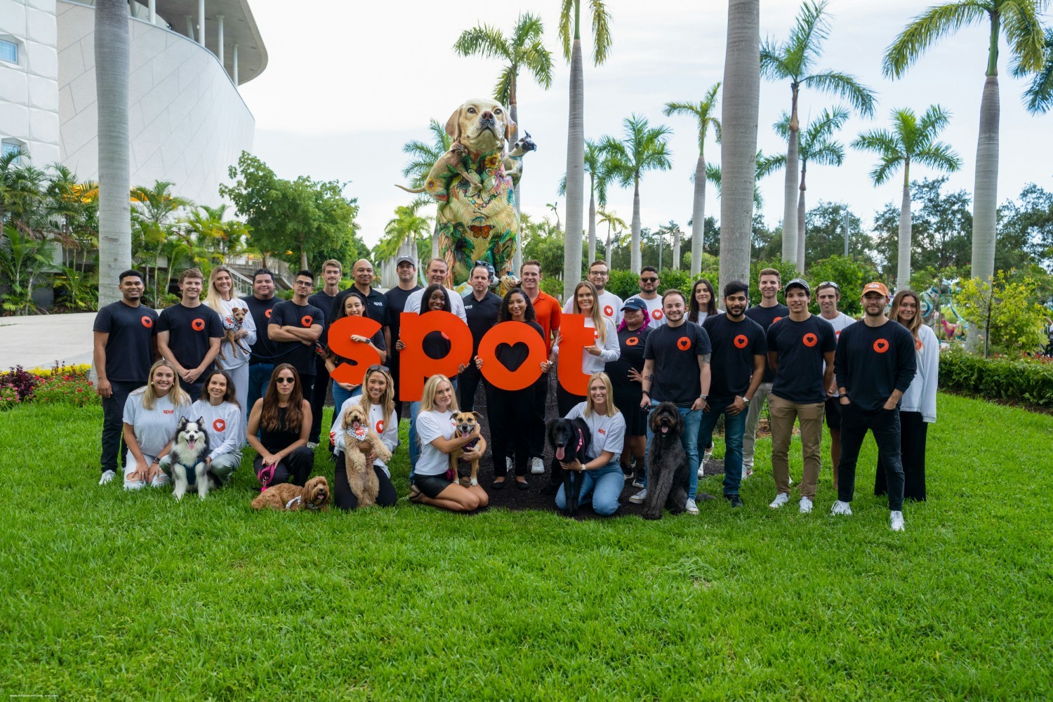 Spot Pet Insurance 2024 - entire organization team photo