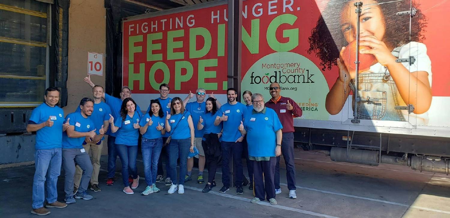 HP Houston employees volunteering at Houston's Montgomery County Food Bank. Photo by HP.