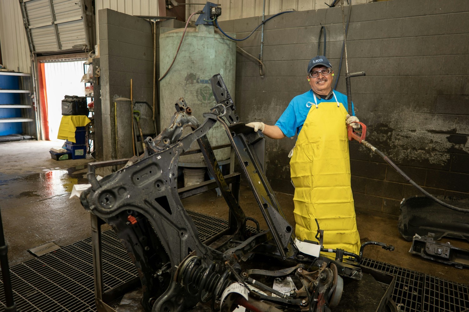 Meet Gabino, a Quality Control Tech at our Manchester, Tennessee location with over 15 years of service.