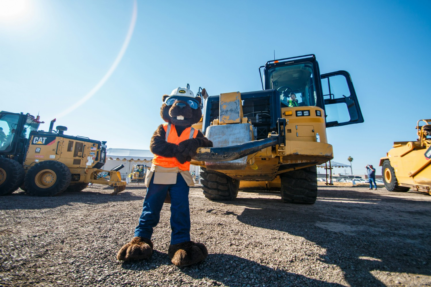 PCL’s mascot Bidwell poses at the Big Dig For Kids event in Phoenix, AZ that promotes healing for sick kids