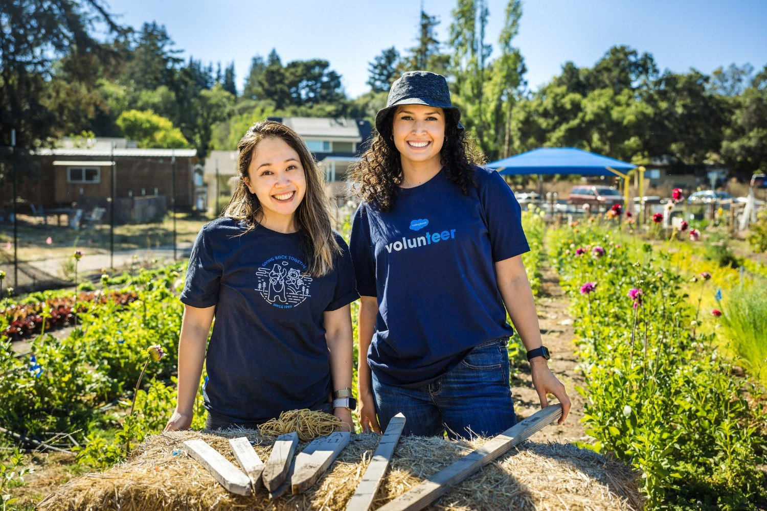 Salesforce employees do well and do good, so volunteer events like this are a critical part of our culture. 