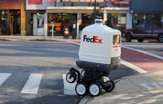 FedEx keeps up with the demanding marketplace by innovating digitally to meet customer’s needs.