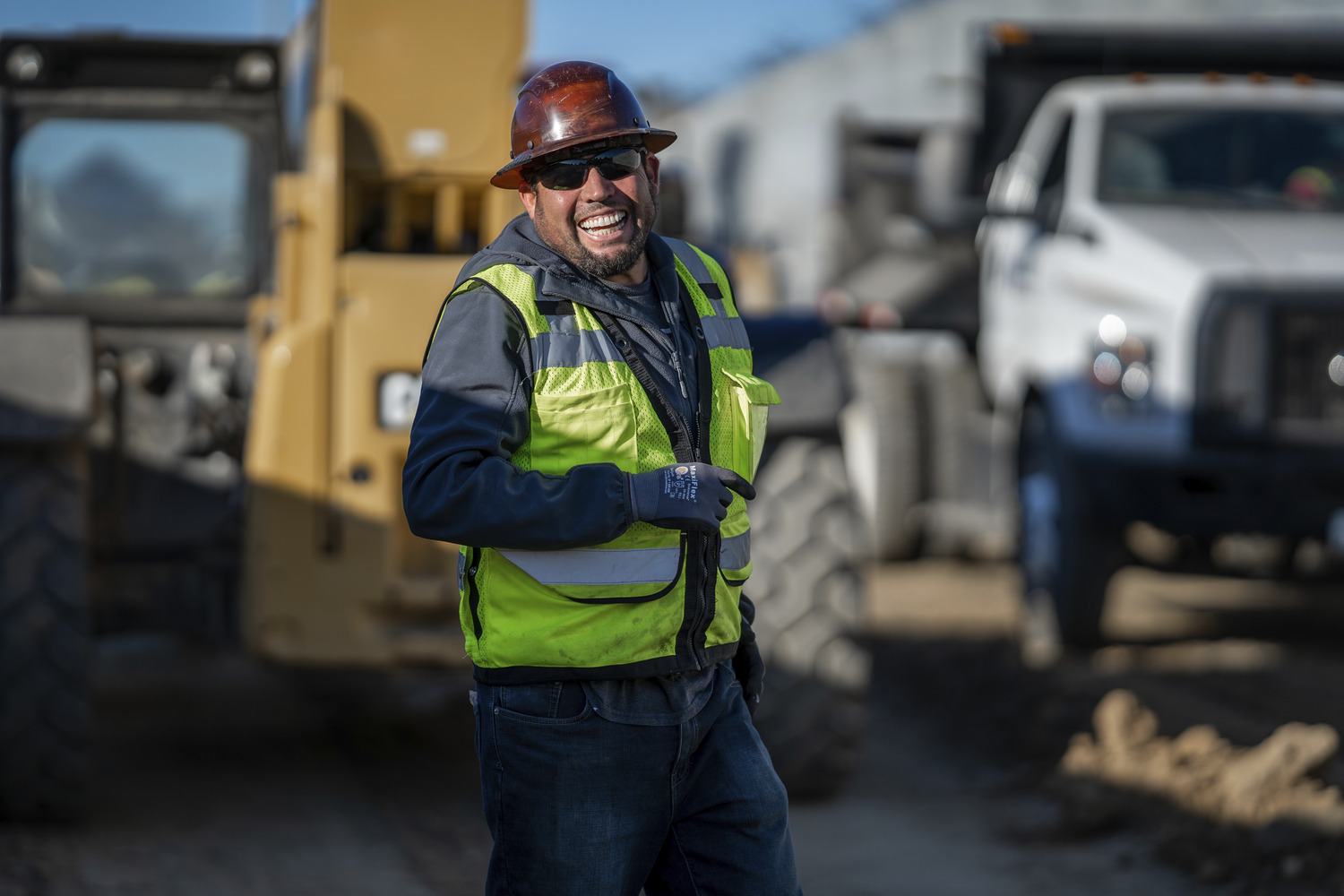 An employee getting ready to start the day on the City Place Project outside the 49er's Levi Stadium. 