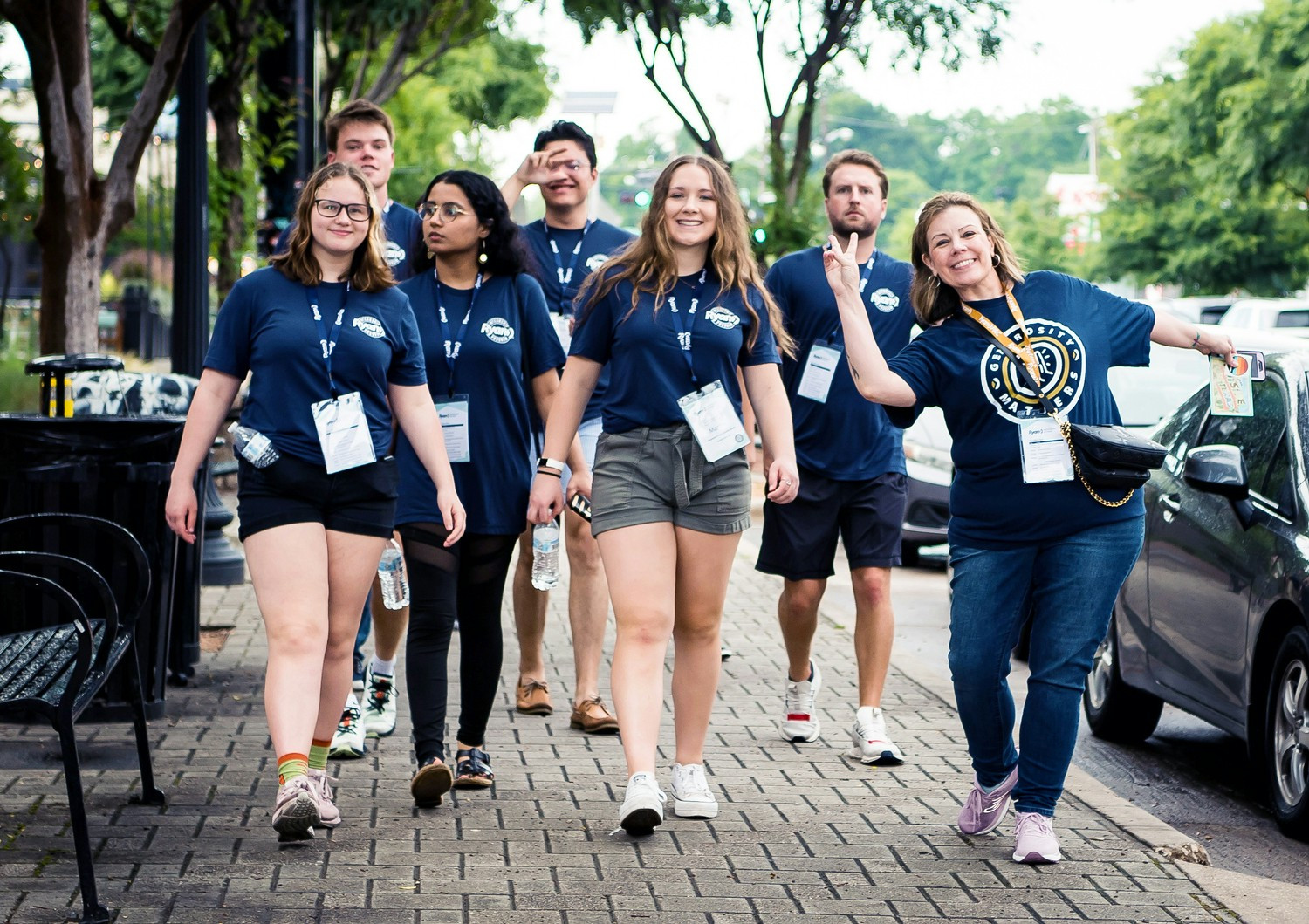 Ryan’s interns explore downtown Dallas as part of a scavenger hunt during the intern retreat. 