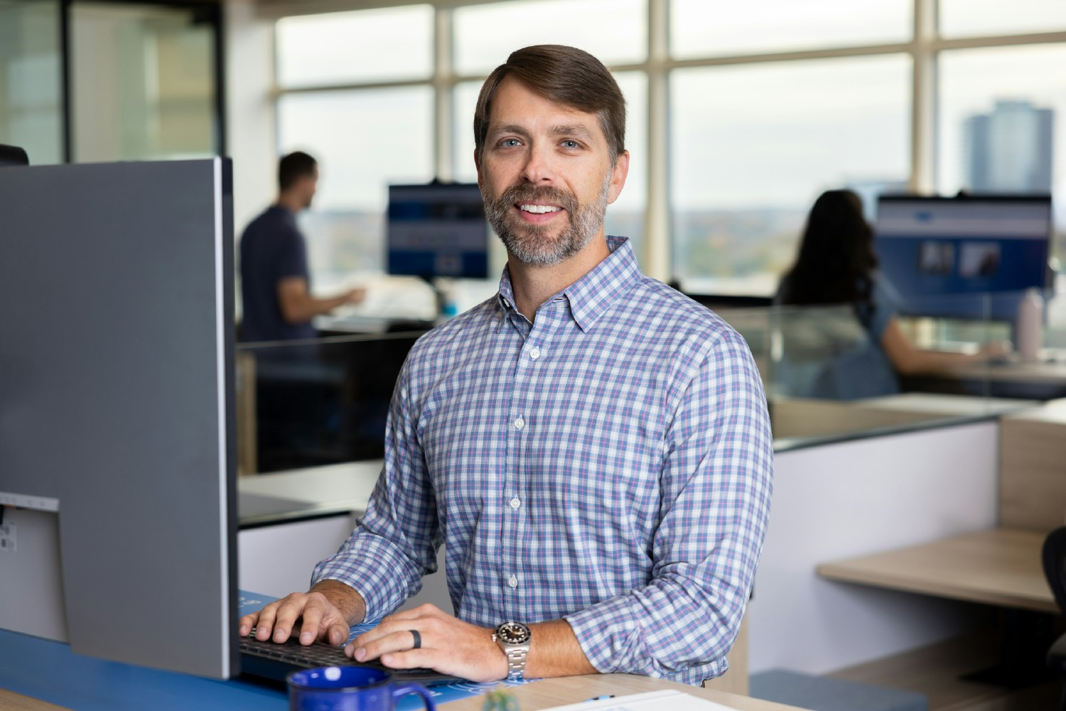 Cox employees can select from a suite of benefits, spanning healthcare, parental benefits, retirement and much more.