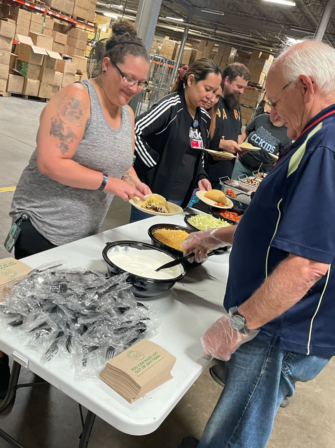 A well-deserved break to enjoy good food and even better company. 🫶