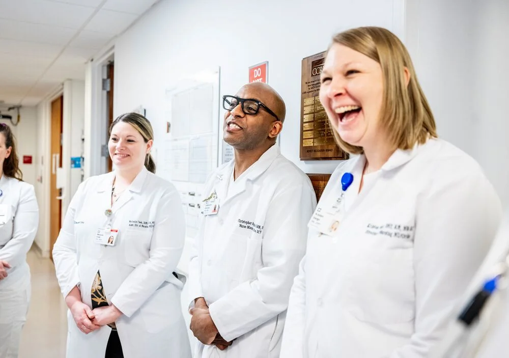 There are many ways to connect with others at Cleveland Clinic, from mentoring to leader-led discussions and more.