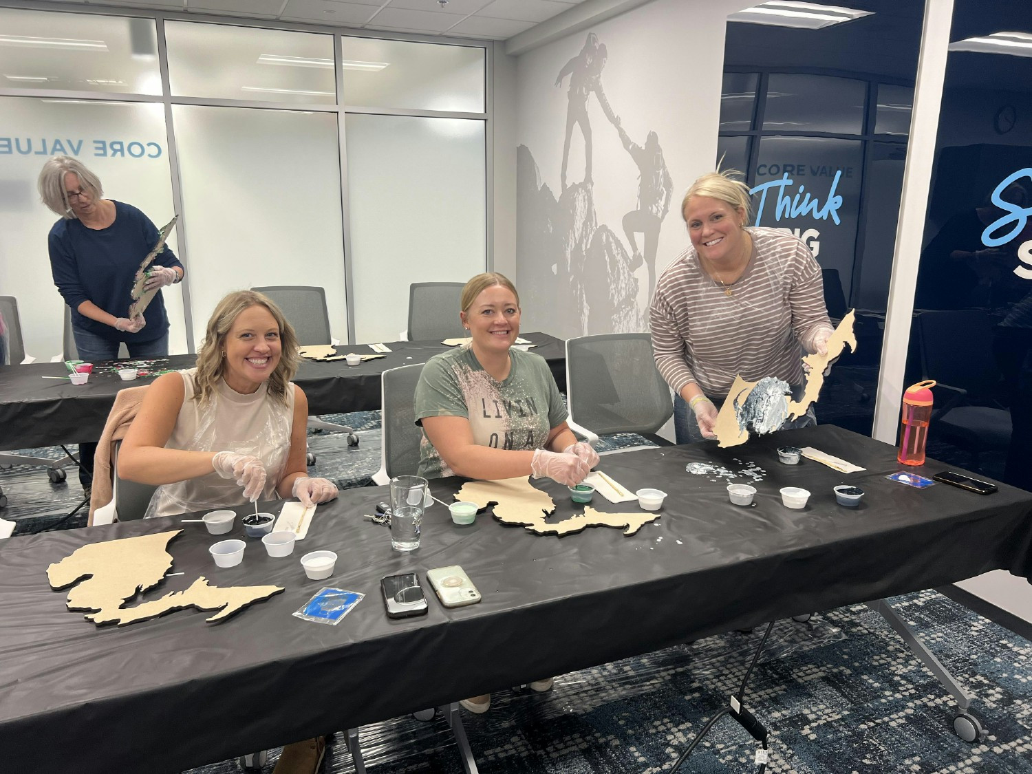 Women @ Service Express Employee Resource Group (ERG) hosted a series of events at our global offices. 