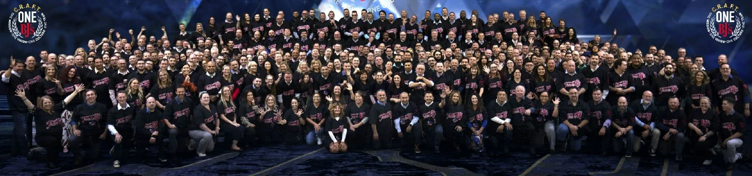 More than 21,000 team members strong, our restaurant teams have one goal: do right by every single guest.