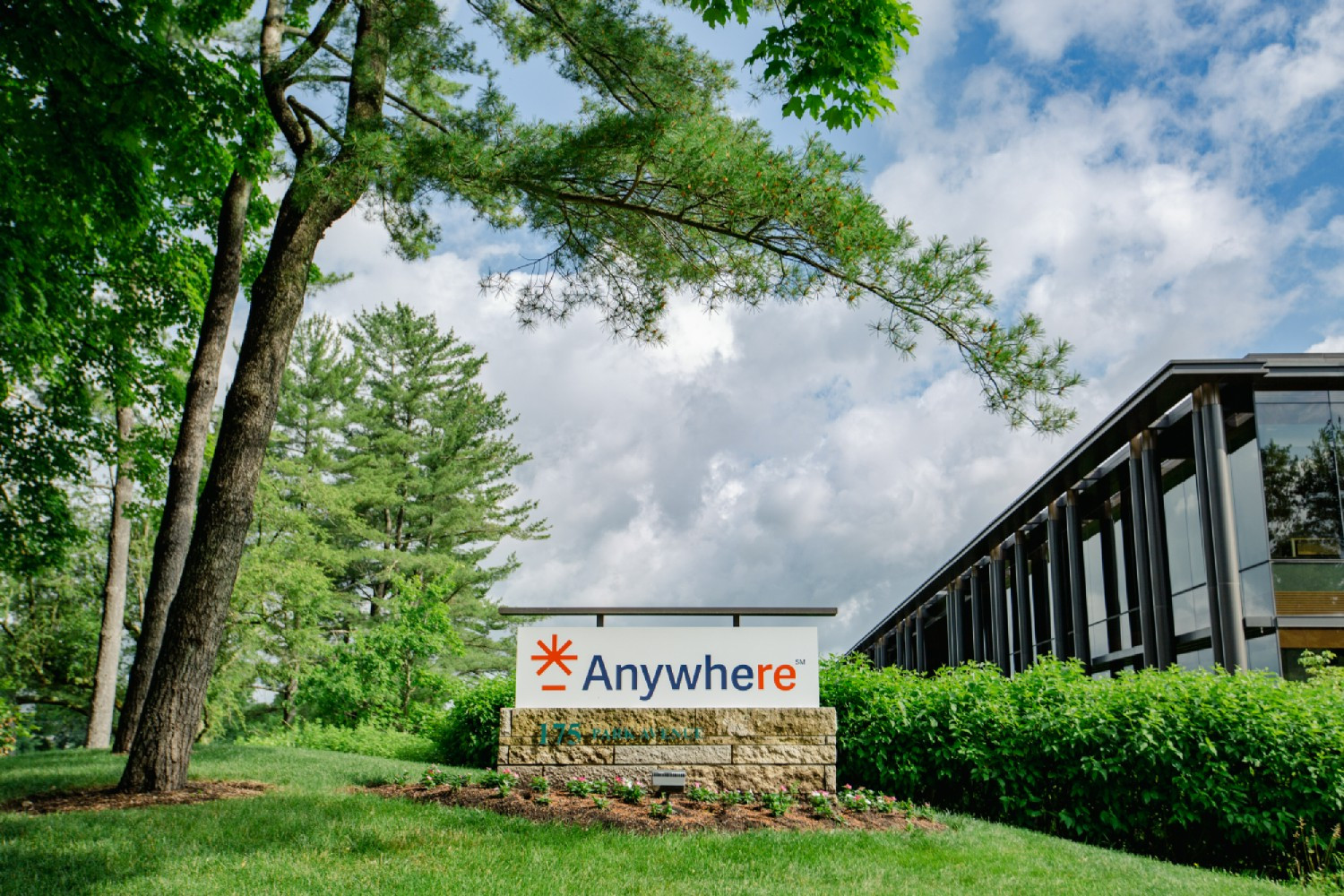 Anywhere Real Estate Inc