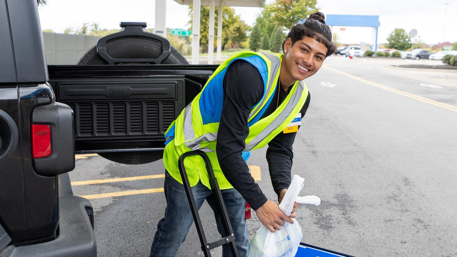 SMILING WALMART ASSOCIATES AT WORK