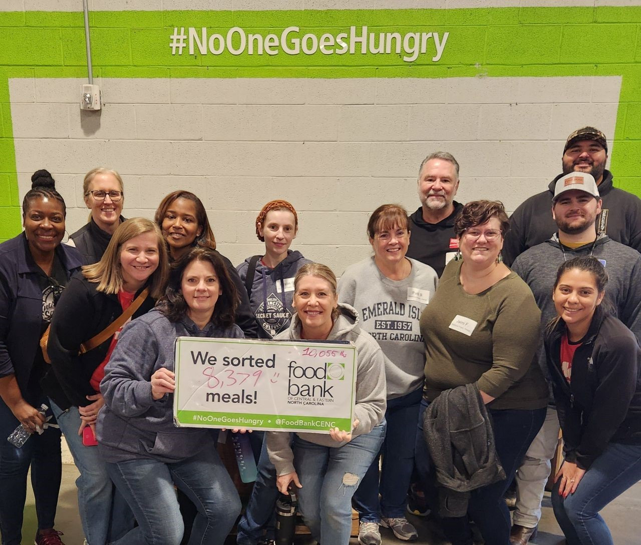 Teammates using their VTO to support the local food bank.