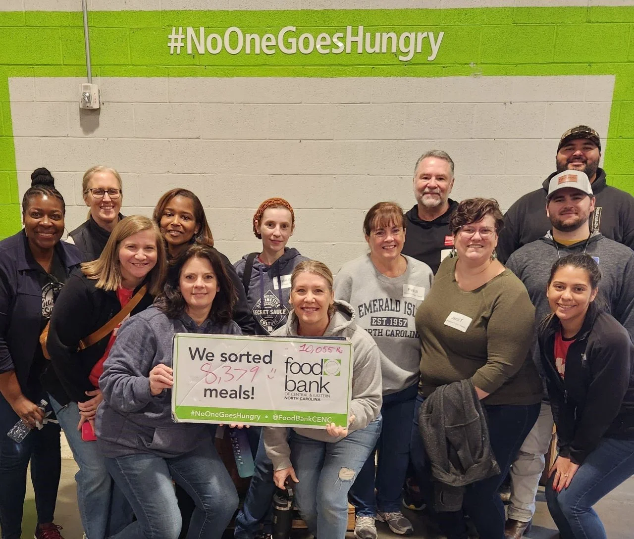 Teammates using their VTO to support the local food bank.