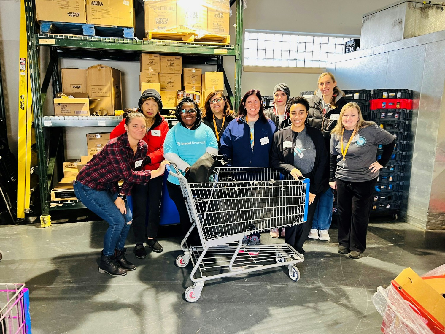 Bread Financial associates volunteering.