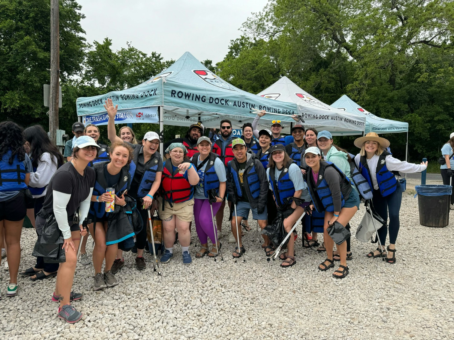 Volunteer Earth Day Lake Clean Up