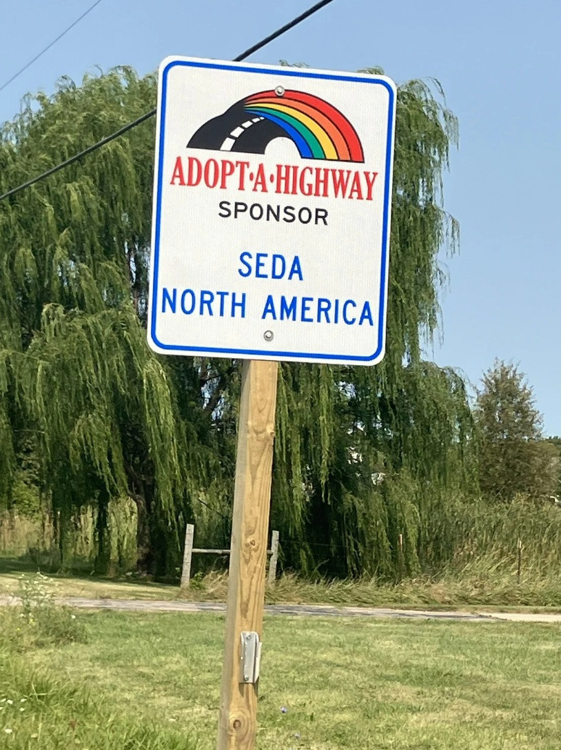 Seda supports Adopt-A-Highway to protect nature, inspire teamwork, and create cleaner roads for a healthier planet! 