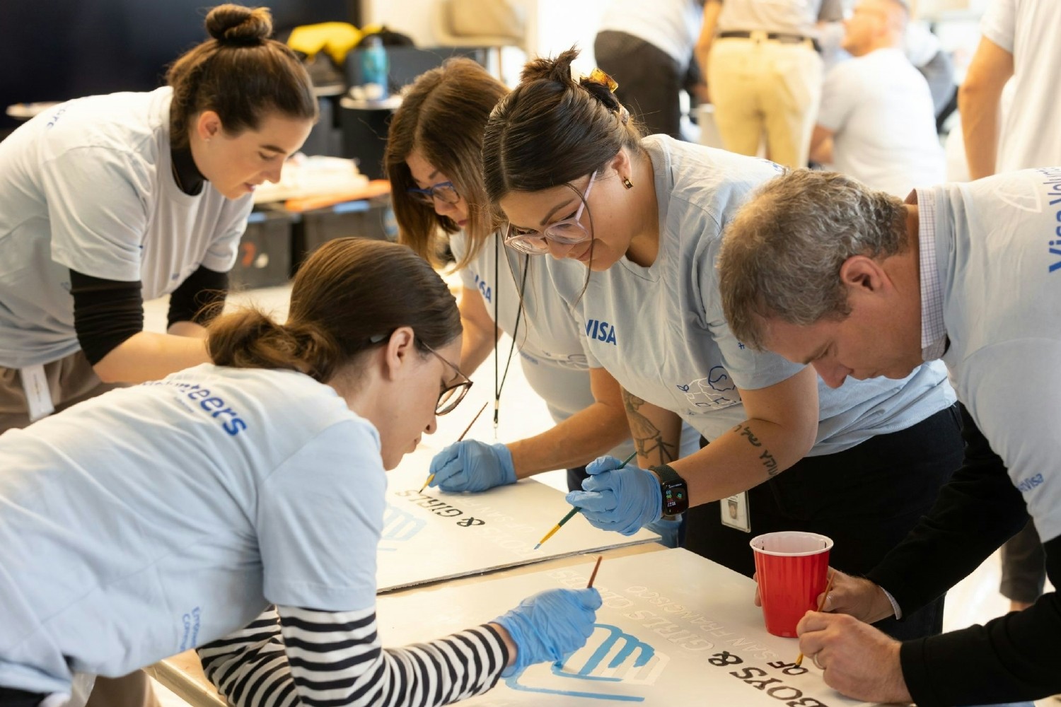 Visa employees across our North America offices came together this June for Global Volunteer Month. 