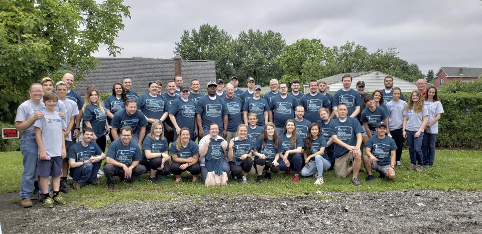 Pittsburgh Team Volunteering with Rebuilding Together