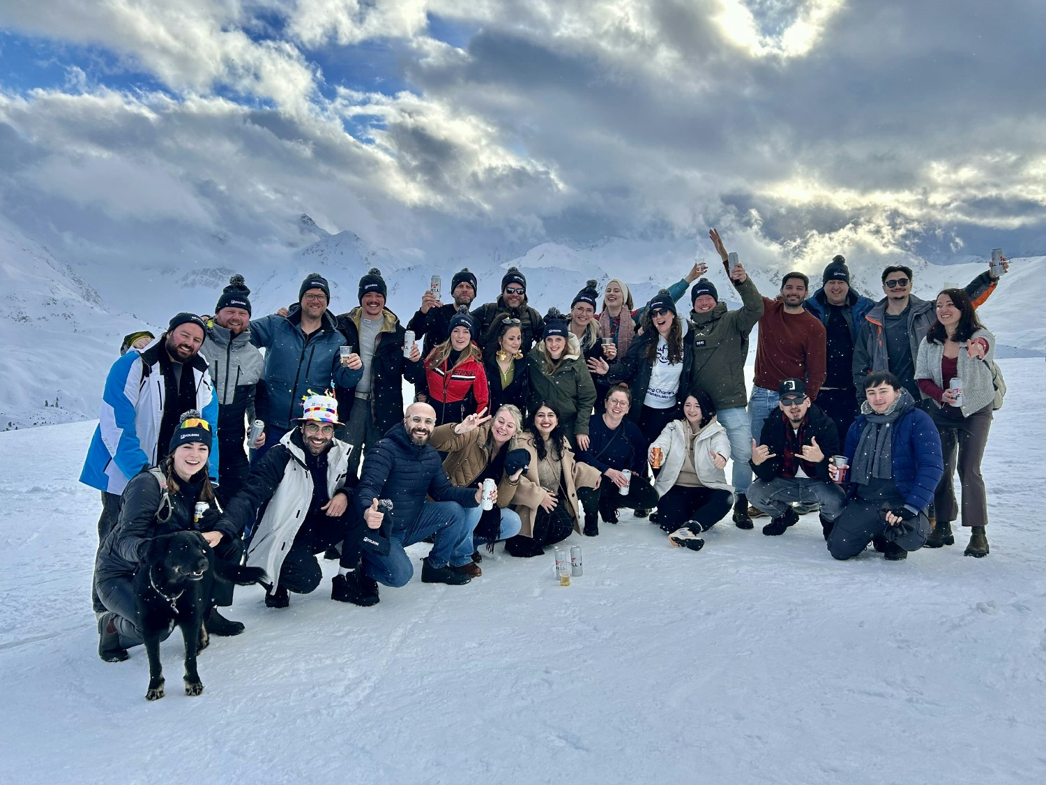 Foleon Wintersport: Kicking off a new tradition, the team hits the slopes for fun, bonding, and unforgettable memories!