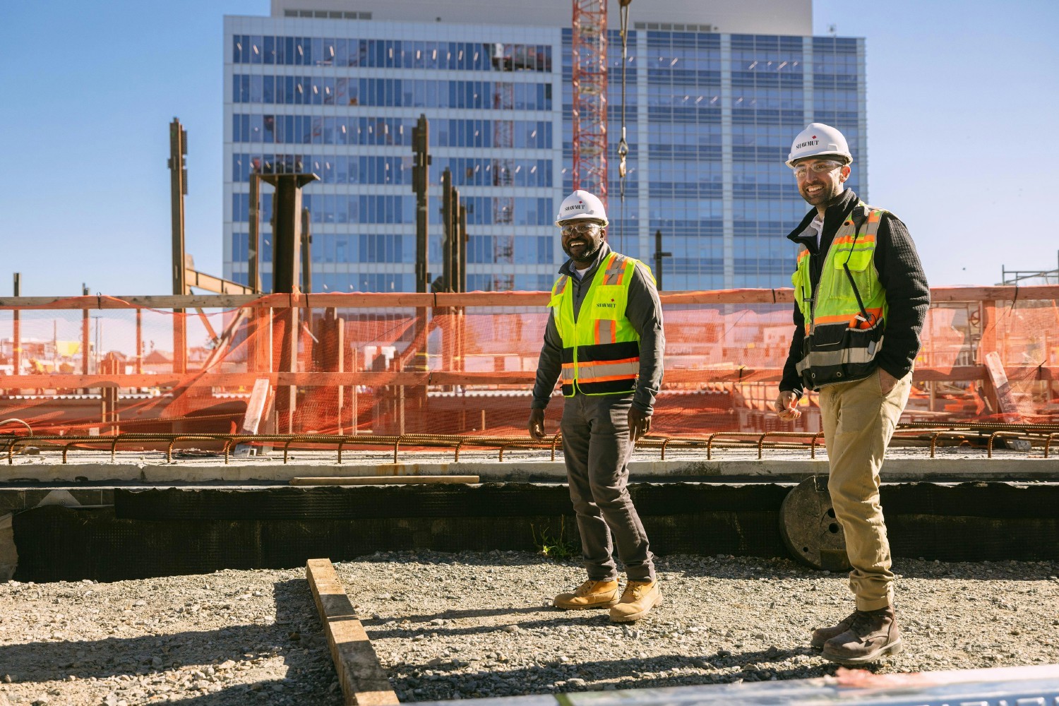 Shawmut employee-owners at a ground-up life sciences development. 