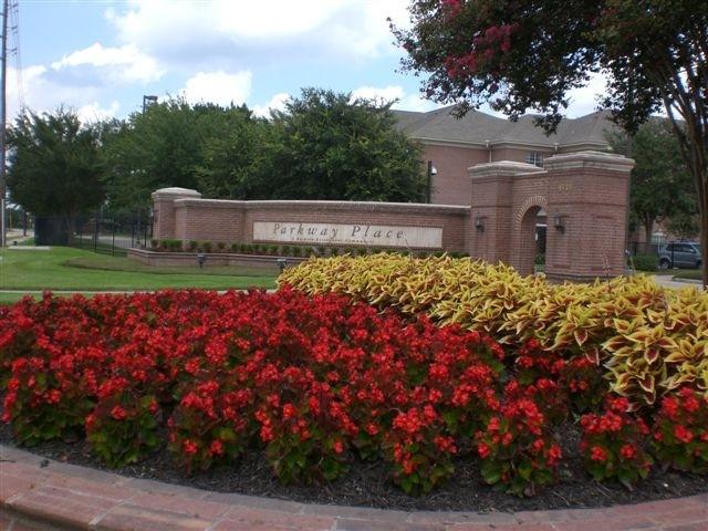 Parkway Place-Houston, TX