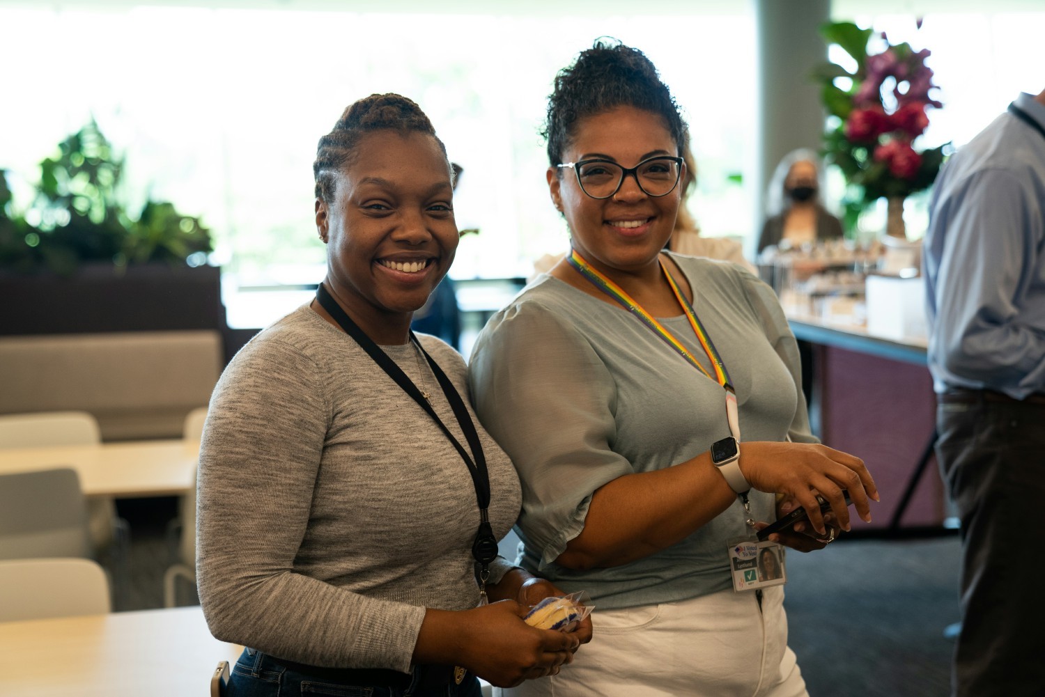 Horizon employees Jennessa Lystlund and Klarissa Davis