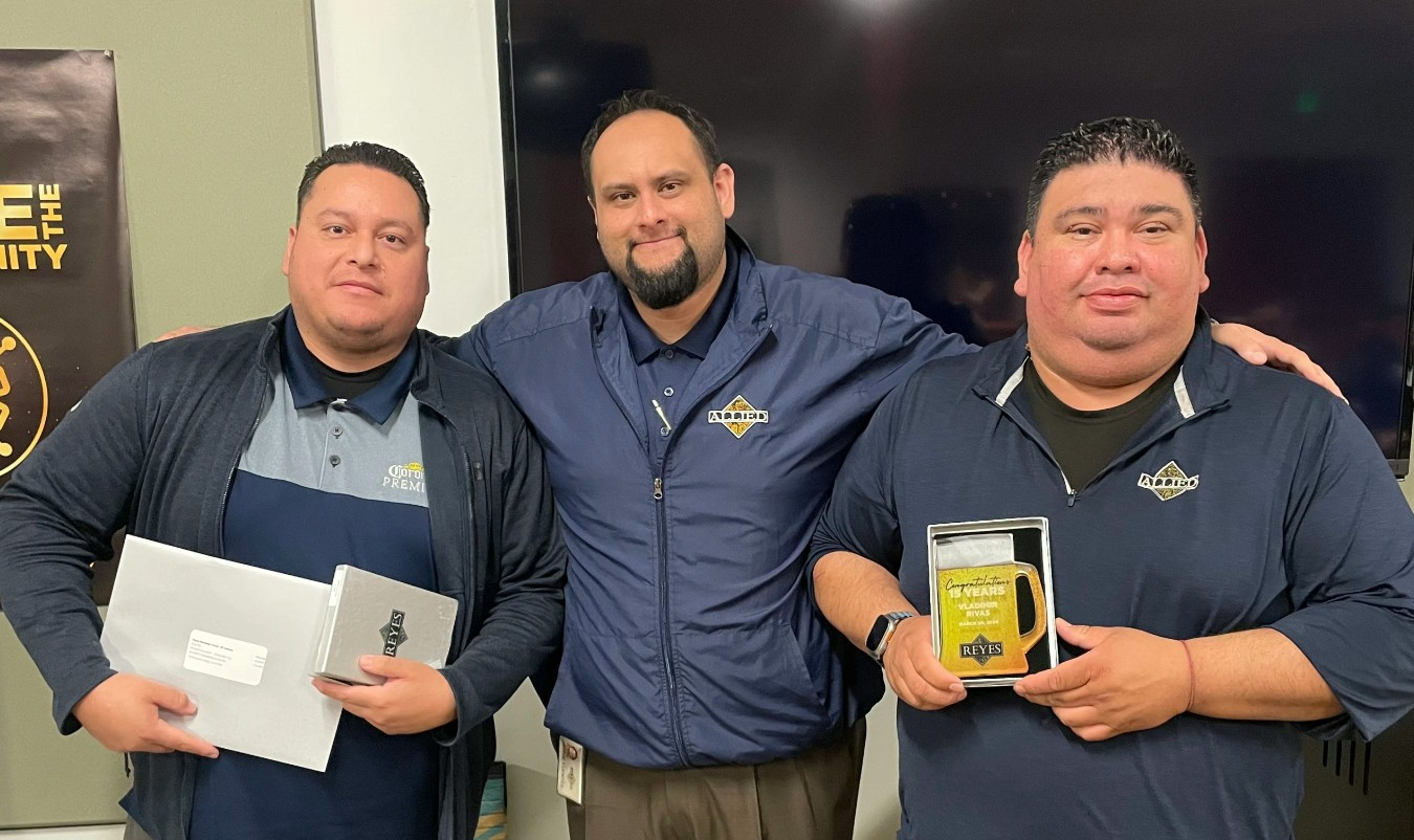 Celebrating and recognizing our employees service milestones 