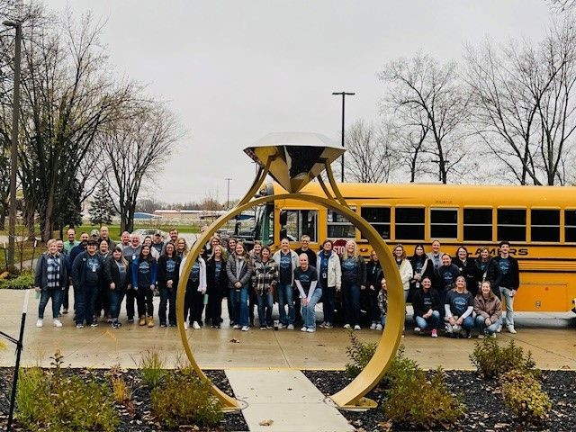 Jewelers Mutual employees celebrate National Philanthropy Day by volunteering in the local community of Neenah, WI.