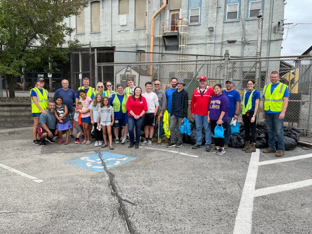 Vallourec team members joined the global team to help clean up their communities in honor of World Cleanup Day.