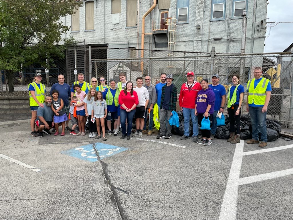 Vallourec team members joined the global team to help clean up their communities in honor of World Cleanup Day.