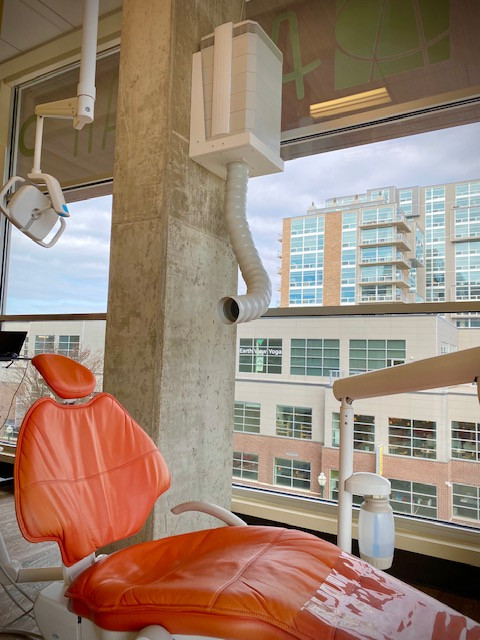 Clinical operatory with air filtration system