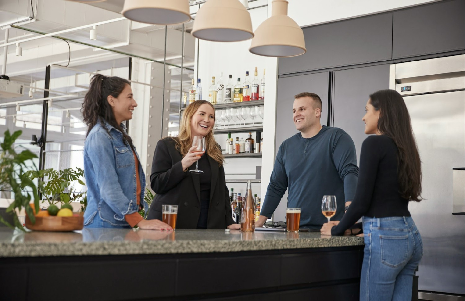 Riskified offers many ways for employees to bond, including happy hours! 