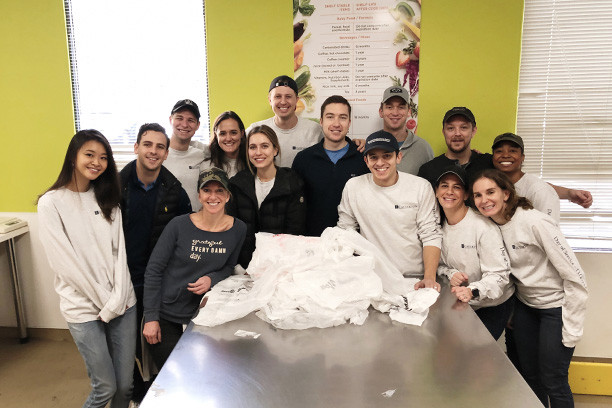 Photo of the L Catterton team volunteering at
Feeding Westchester.