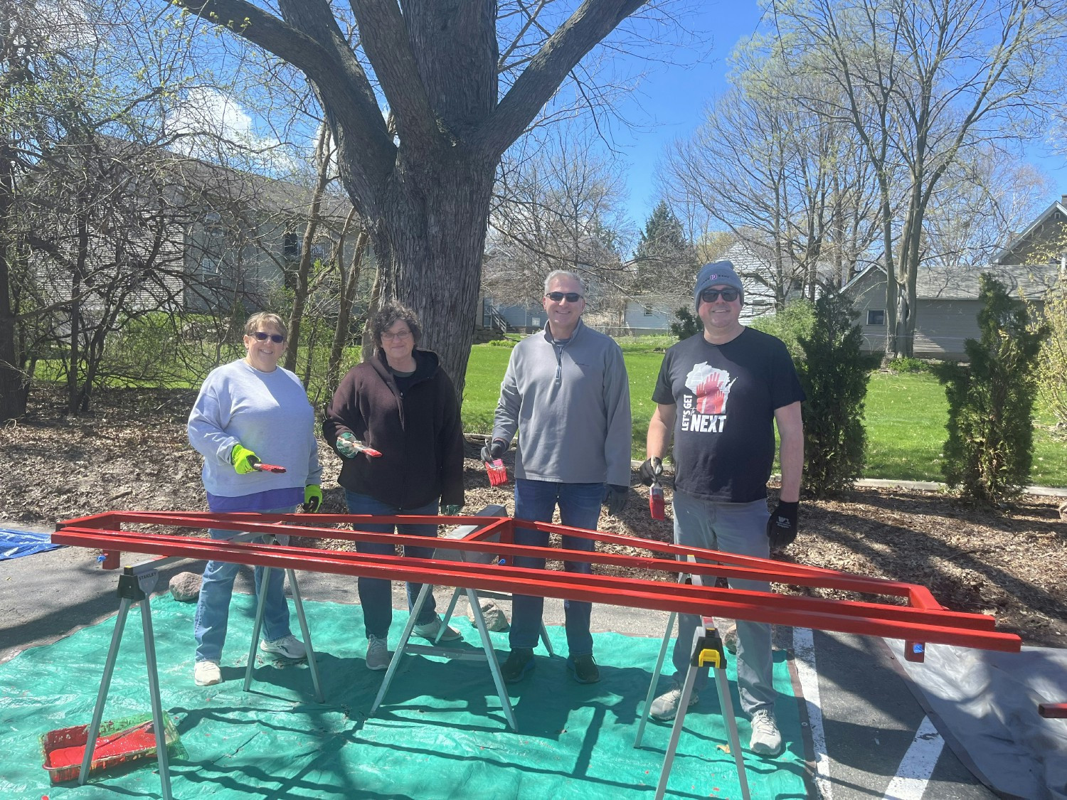 Associates giving back to our community using paid Volunteer Time Off 