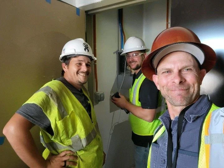 Prioritizing Development: Team members receive on the job training, building skills they need for growth & success. 
