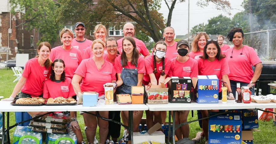 BorgWarner team members sponsored Summer Slam ’21 in Pontiac, MI, collecting over 400 backpacks for children in need.