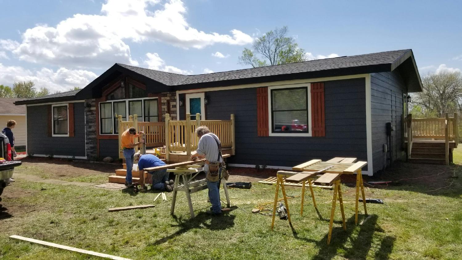 ESCO's Des Moines team helps out a family with home improvements with a leading nonprofit, Rebuilding Together.