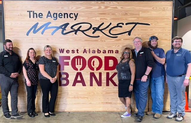 Q2 Philanthropy - Vista Host donated and volunteered at our local food banks!