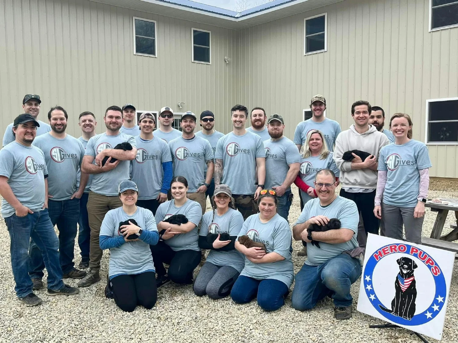 SIG GIVES VOLUNTEERING IN THE COMMUNITY