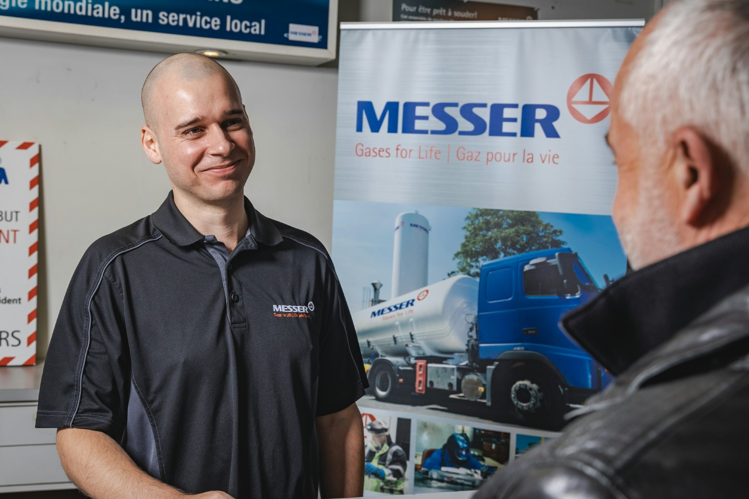 Messer workers